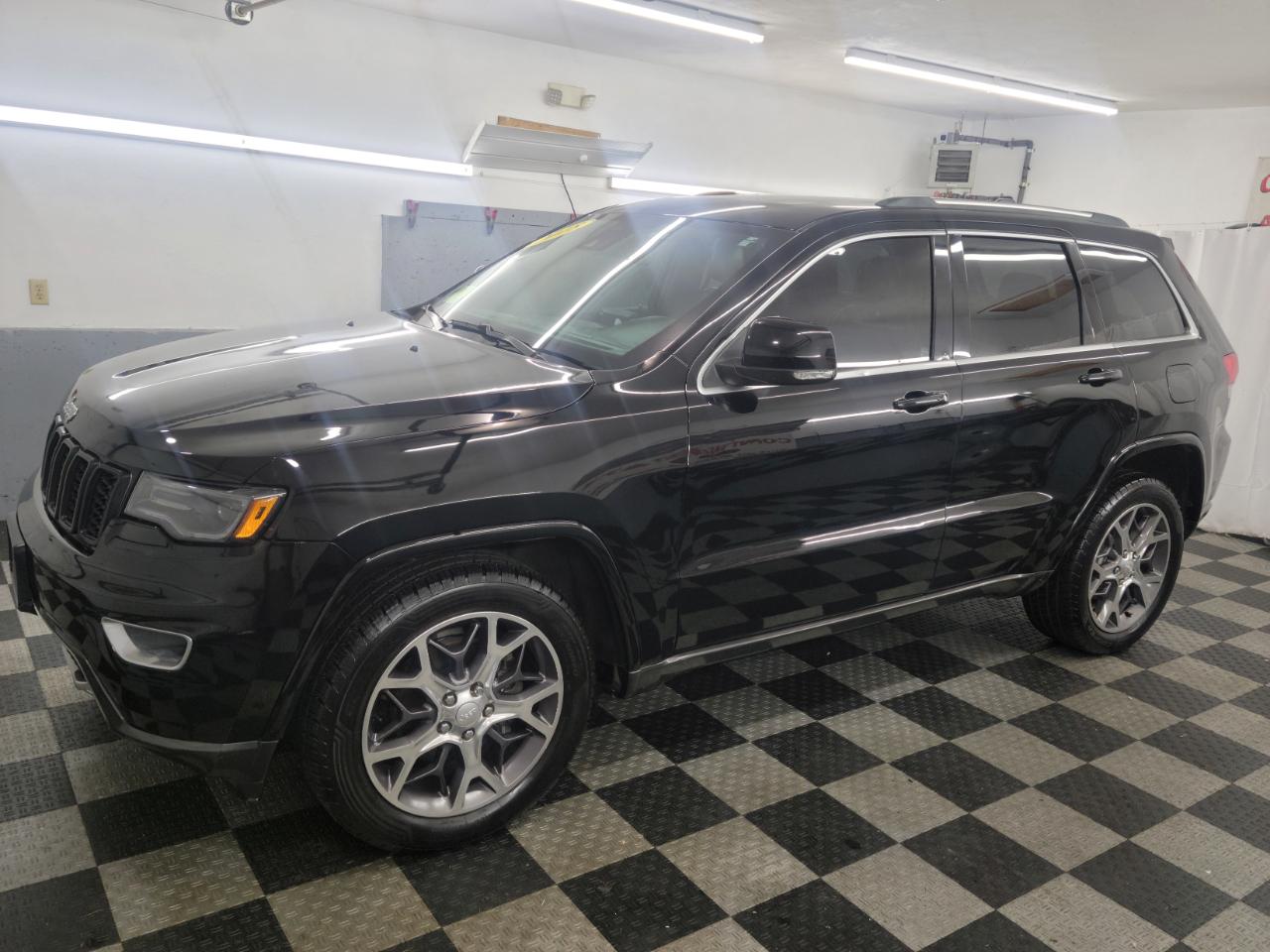 jeep grand cherokee 2018 1C4RJFBG5JC284985 image jeep grand cherokee 2018 1C4RJFBG5JC284985 image